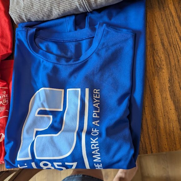 Men's Medium Clothing Lot of 9 tops - Picture 7 of 7